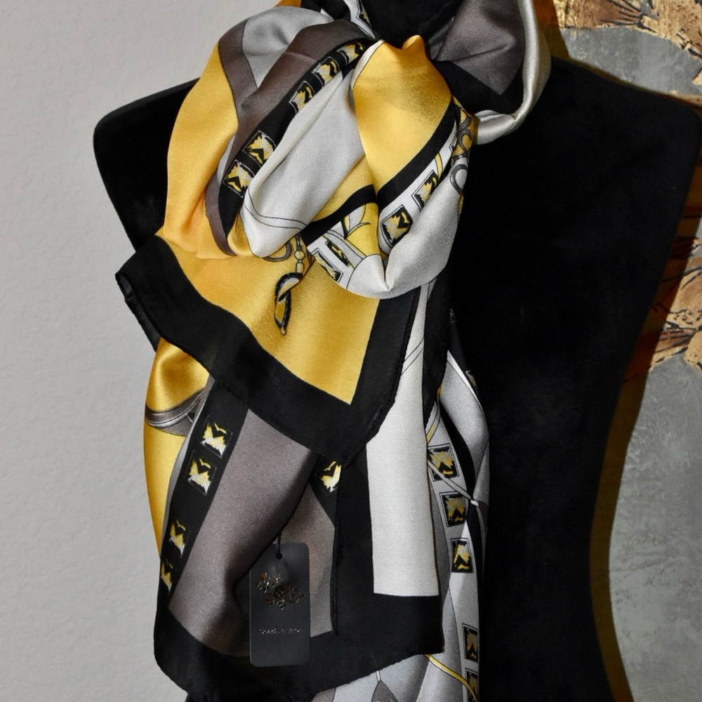 <<SOLD>>Elegant Yellow and Gray Women's Scarf - Picture 4 of 4